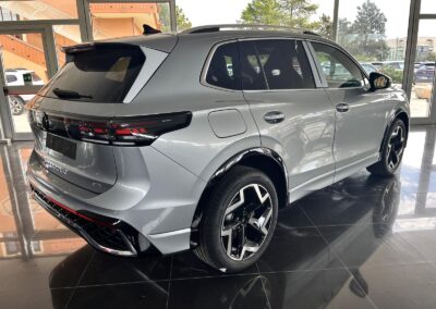 VOLKSWAGEN TIGUAN R-LINE 1.5 TSI DSG ACT
