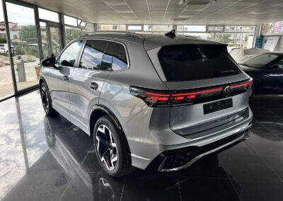 VOLKSWAGEN TIGUAN R-LINE 1.5 TSI DSG ACT