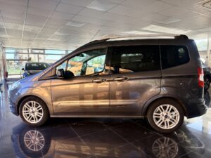 ford tourneo