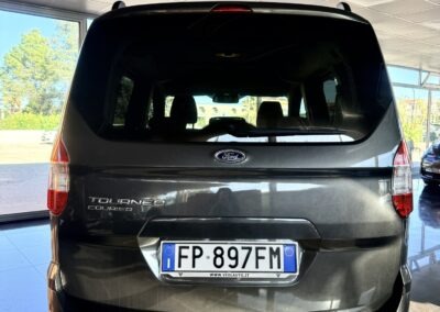 ford tourneo