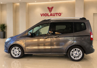 Ford Tourneo Courier 1.5 TDCI 75 CV Titanium